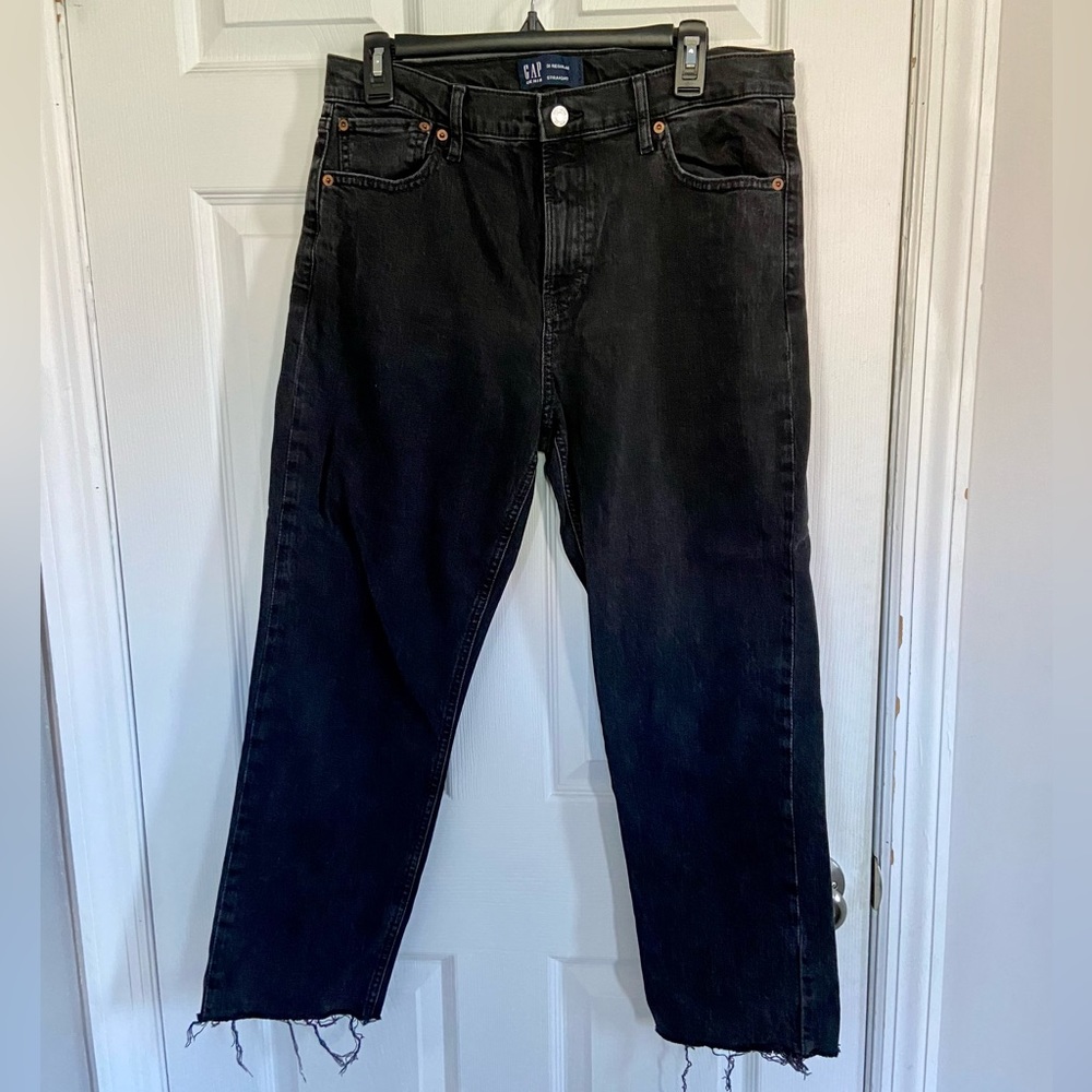 GAP straight leg black jeans, cut off ankles, size 31